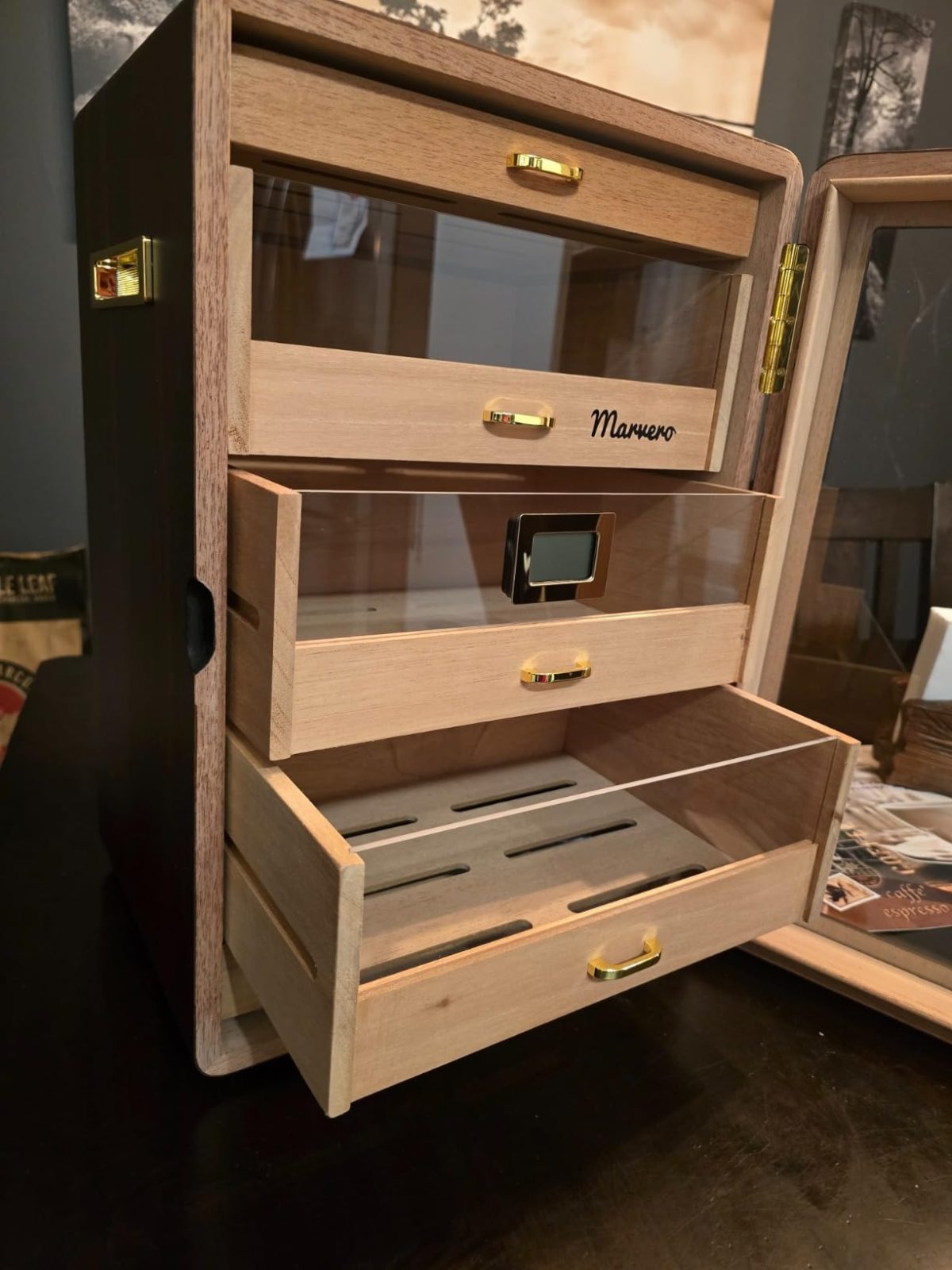 découvrez comment choisir la meilleure armoire à cigare en 2025 : critères essentiels, conseils d’achat et comparatif des modèles pour conserver vos cigares dans des conditions optimales.