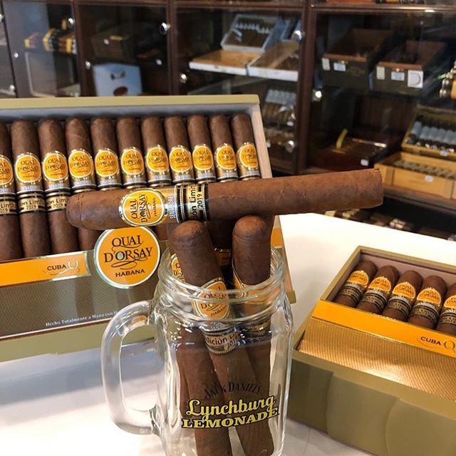 découvrez notre sélection de cigares de qualité à argenteuil, pour les amateurs et connaisseurs. trouvez votre cigare idéal près de chez vous.