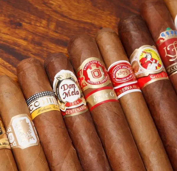 découvrez notre sélection exclusive de cigares fins, alliant tradition et qualité pour une expérience de dégustation inoubliable.