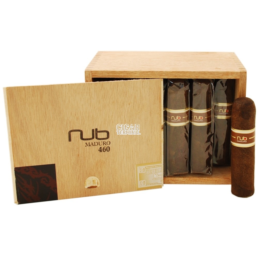 découvrez le cuban nub maduro 460, un cigare riche en saveurs avec une cape maduro foncée pour une expérience intense et veloutée. parfait pour les amateurs de cigares robustes et aromatiques.