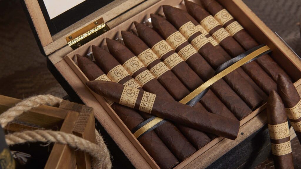 découvrez le cigarillo rocky patel decade, un mélange raffiné offrant une saveur riche et équilibrée pour les amateurs exigeants.
