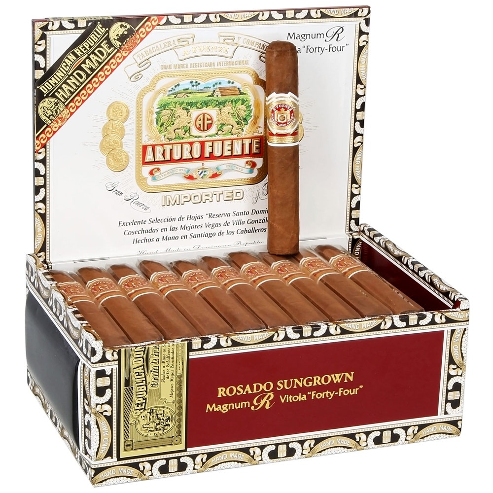 découvrez le arturo fuente rosado sungrown, un cigare raffiné alliant richesse et nuances boisées pour une expérience de fumage exceptionnelle.